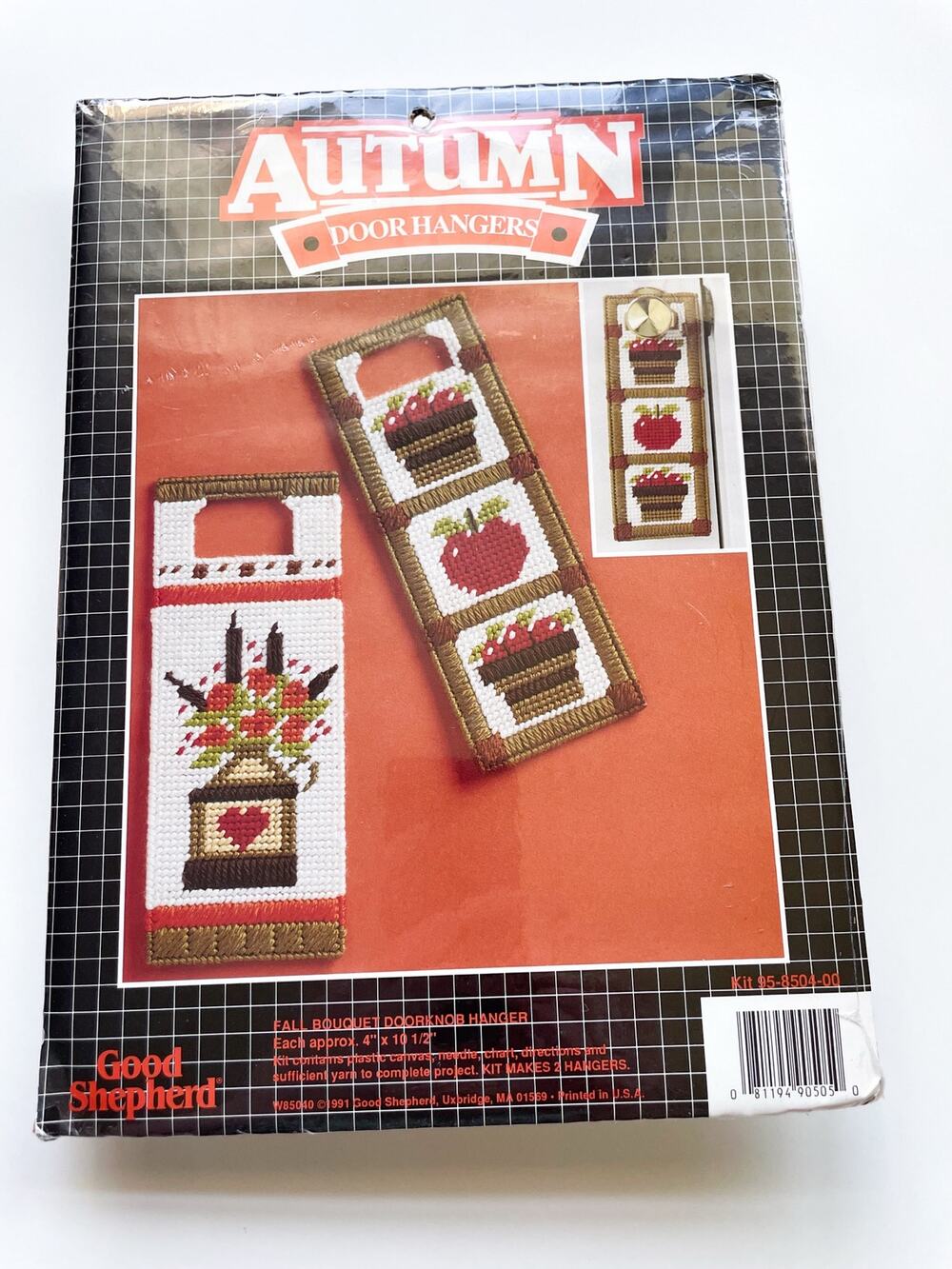 NEW Vintage Good Shepherd Fall Bouquet Door Knob Hanger Needle Craft Kit